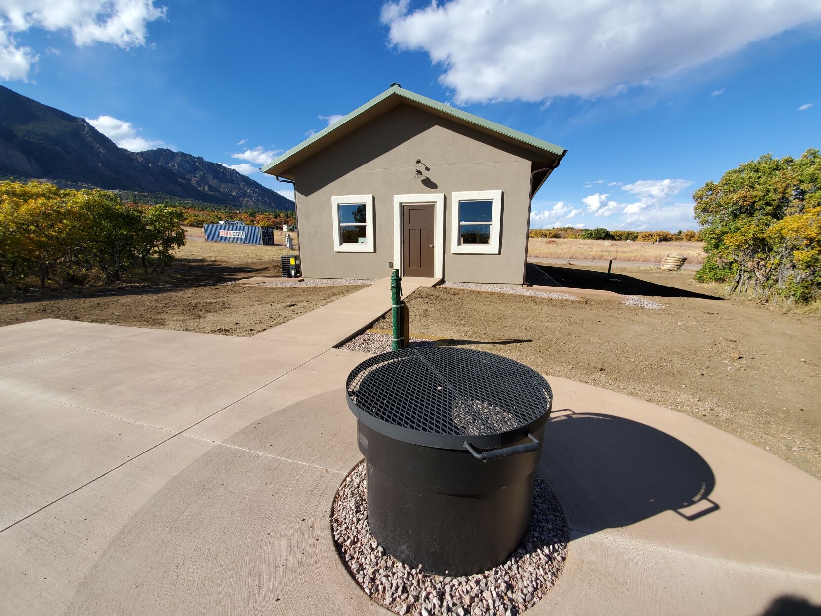 cabins 2.jpg